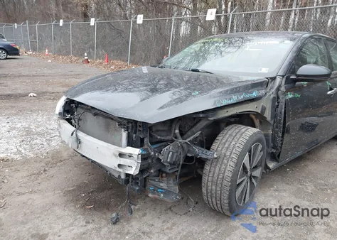 2019 Nissan Altima 2.5 Sl z USA, uszkodzony, nr VIN 1N4BL4EV1KC236143